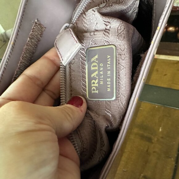 Prada Light Purple Patent Leather Clear Handle Handbag, with Auth card, Vintage - Picture 9 of 16